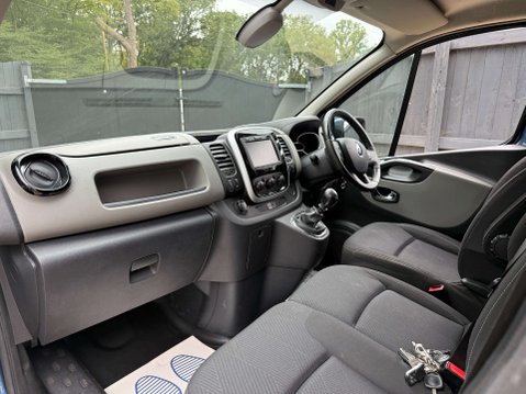 Renault Trafic 1.6 Trafic SL27 Sport Nav dCi 57