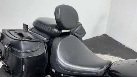 Yamaha XVS MIDNIGHT STAR 2013 29K MOT SERVICED PANNIERS CRUISER BIKE 950CC 18