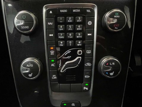 Volvo V40 1.5 V40 Momentum Nav+ T2 Auto 5dr 23