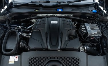 Porsche Macan GTS 36