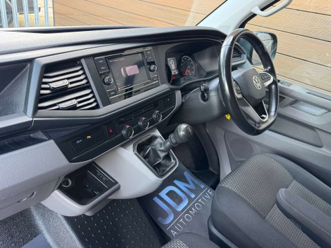 Volkswagen Transporter 2.0 Transporter T28 Highline TDI 27