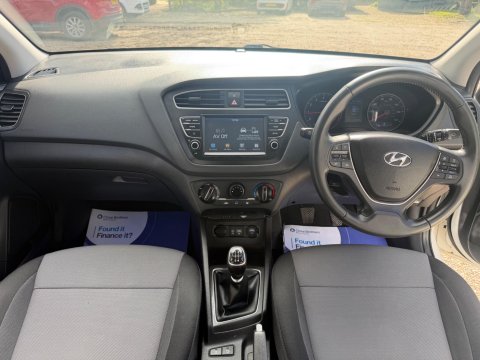 Hyundai i20 1.0 T-GDi SE Euro 6 5dr 14