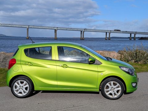 Vauxhall Viva 1.0i SE Euro 6 5dr 4