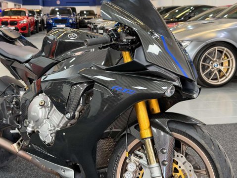 Yamaha R1M 1000 Super Sports Petrol Manual (200 ps) 16