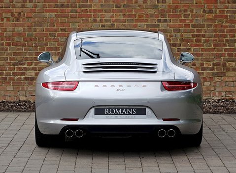 Porsche 911 (991) Carrera 18