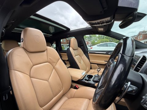 Porsche Cayenne 4.2 TD V8 S TiptronicS 4WD Euro 6 (s/s) 5dr 2