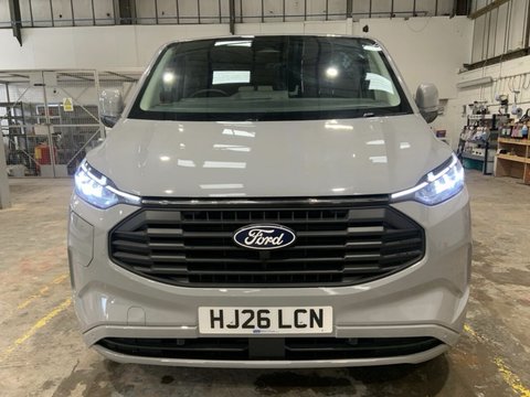 Ford Transit Custom 340 LIMITED ECOBOOST KOMBI 2