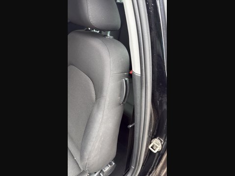 Audi A1 1.6 TDI SE Euro 6 (s/s) 3dr 8