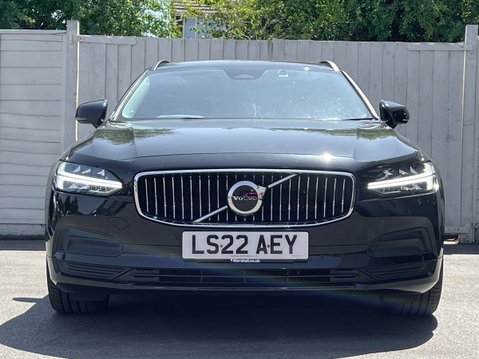 Volvo V90 2.0 B4 MHEV Core Estate 5dr Petrol Hybrid Auto Euro 6 (s/s) (197 ps) 3