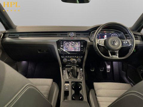 Volkswagen Passat 2.0 TDI R-Line Saloon 4dr Diesel Manual Euro 6 (s/s) (150 ps) 20