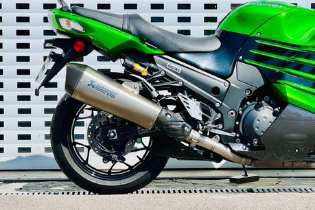 Kawasaki ZX ZZR 1400 6