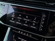 Audi Q8 RS VORSPRUNG TFSI QUATTRO MHEV 83