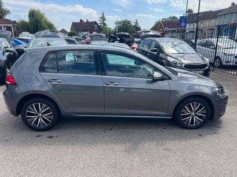 Volkswagen Golf 1.0 TSI BlueMotion Tech SE Nav DSG Euro 6 (s/s) 5dr 7