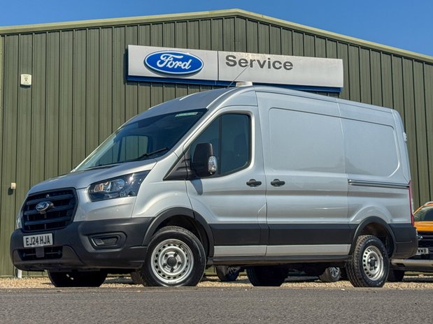 Ford Transit MWB L2H2 Medium Roof Leader 350 Air Con EURO 6 1