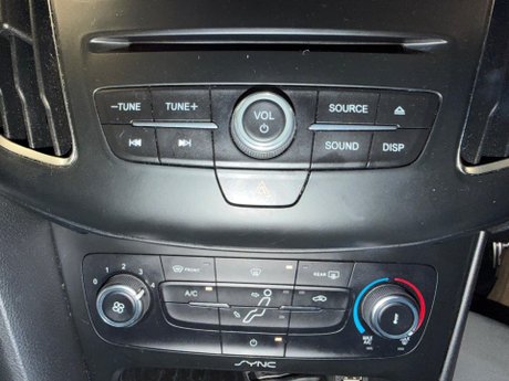 Ford Focus 1.0T EcoBoost Zetec S Euro 6 (s/s) 5dr 12