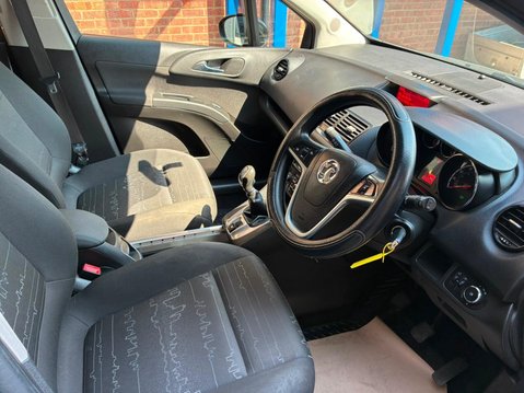 Vauxhall Meriva 1.4T 16V Exclusiv Euro 5 5dr 9