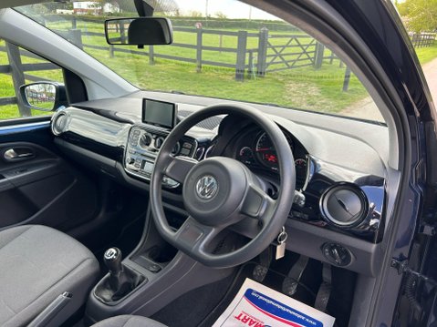 Volkswagen Up 1.0 BlueMotion Tech Move up! Euro 5 (s/s) 5dr 12