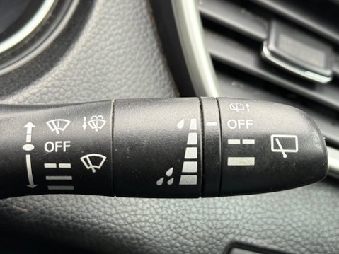 Nissan Qashqai 1.5 dCi Visia 2WD Euro 5 (s/s) 5dr 20