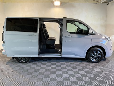 Ford Transit Custom 2.0 320 EcoBlue Limited Crew Van Auto L1 H1 Euro 6 (s/s) 5dr 7