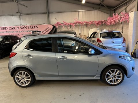 Mazda 2 TAMURA 10