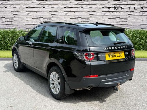 Land Rover Discovery Sport 2.0 Discovery Sport SE Tech TD4 4WD 5dr 5