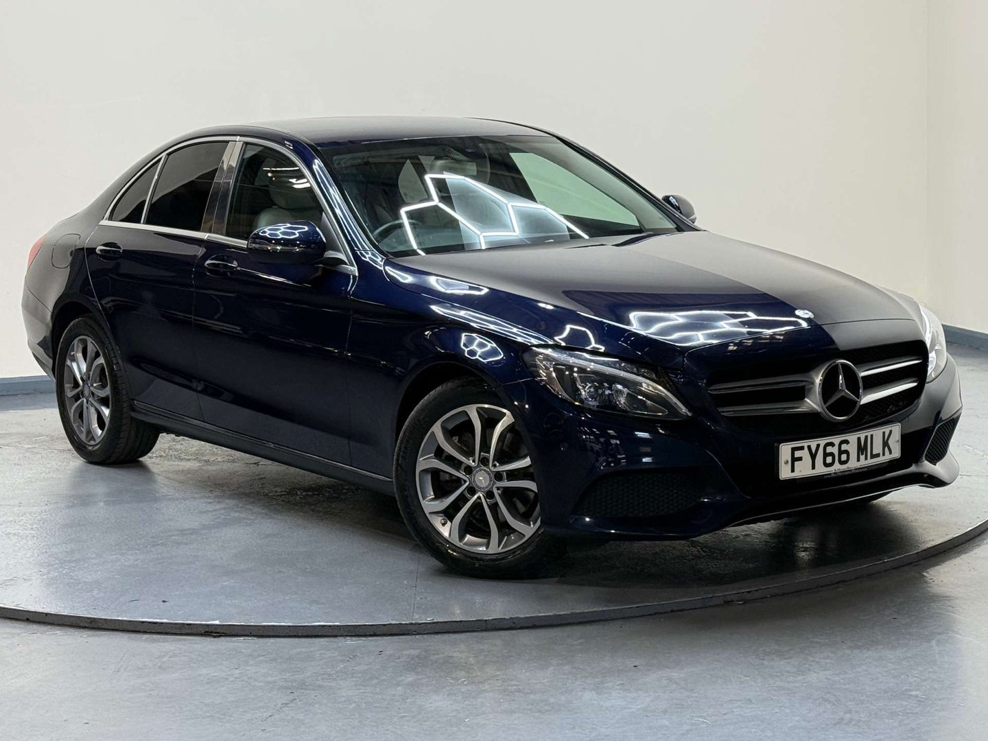 2016 Mercedes-Benz C-Class