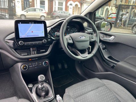 Ford Fiesta 1.0T EcoBoost Zetec Euro 6 (s/s) 5dr 22