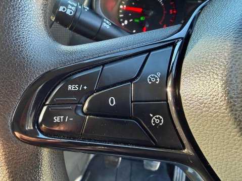 Renault Trafic 2.0 dCi Blue LL30 Business Panel Van 5dr Diesel Manual L2 H1 Euro 6 (s/s) ( 36