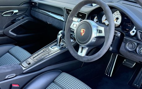 Porsche 911 GT3 PDK 8