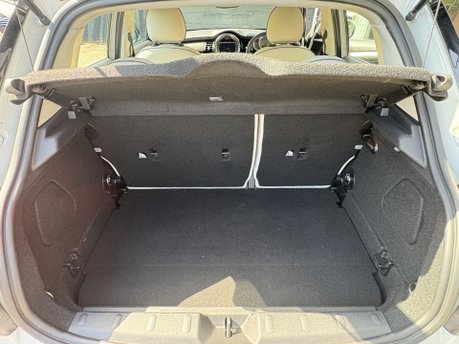 Mini Hatch Cooper 1.5 Exclusive Comfort / Navigation 5 door - SAT NAV - LIGHT LEATHER 8