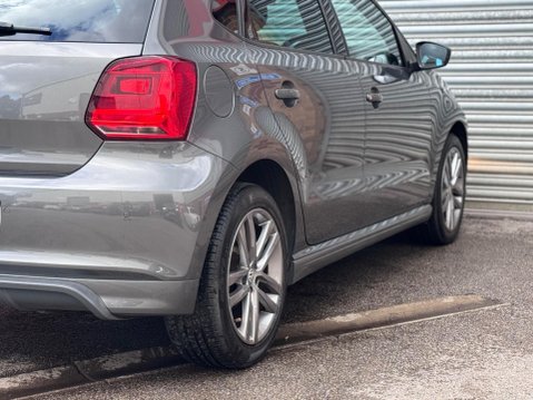 Volkswagen Polo 1.2 TSI BlueMotion Tech R-Line Hatchback 5dr Petrol Manual Euro 6 (s/s) (90 23