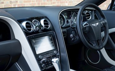 Bentley Continental GT Speed Convertible 17