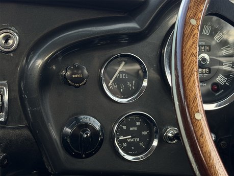 Aston Martin DB6 MANUAL 56