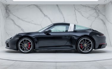 Porsche 911 Targa 4S (992) 7