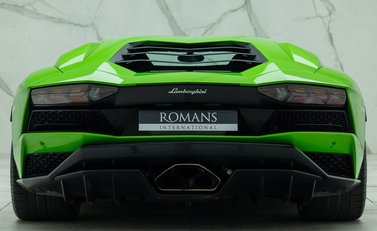 Lamborghini Aventador S LP 740-4 8