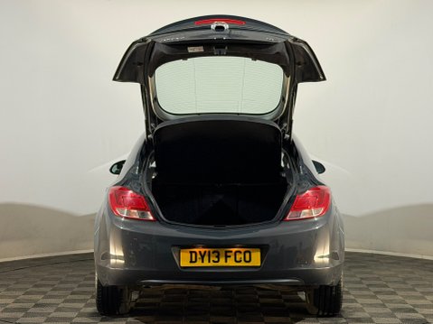 Vauxhall Insignia SE NAV CDTI 9