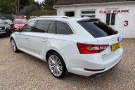 Skoda Superb SE TSI AUTOMATIC. 1 PREVIOUS KEEPER.. APPLE PLAY.. 5 MAIN DEALER SERVICE 10