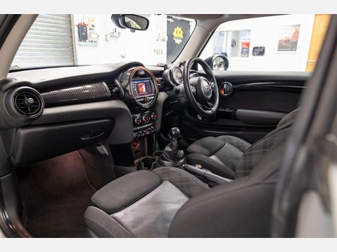 Mini Hatch 2.0 Cooper S Euro 6 (s/s) 3dr 64
