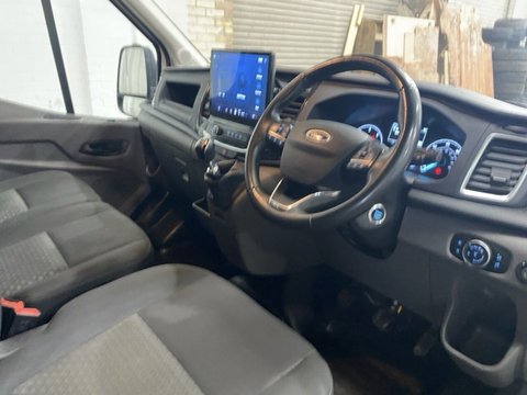 Ford Transit 350 TREND DCIV ECOBLUE 14
