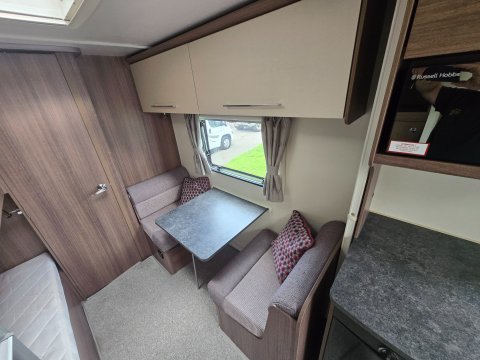 Bailey Phoenix 650  11