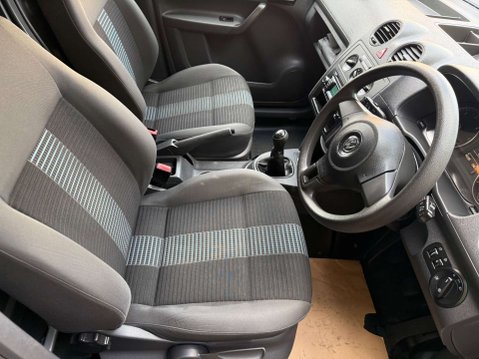 Volkswagen Caddy 1.6 Caddy C20 TDI BlueMotion 12