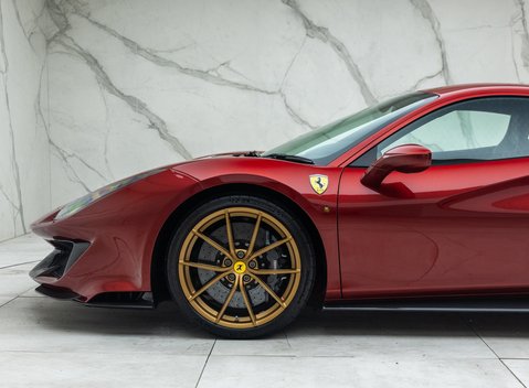 Ferrari 488 Pista 44