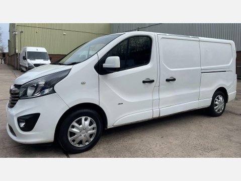 Vauxhall Vivaro 1.6 CDTi 2900 BiTurbo ecoFLEX Sportive Panel Van 5dr Diesel Manual L2 H1 Eu 12