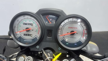 Zontes ZT 125 2014 7K RUNNING PROJECT BIKE SPARES OR REPAIR 125CC 22