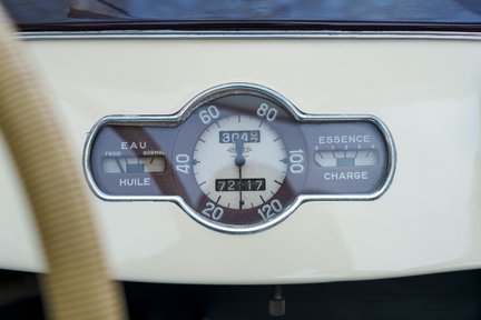 Renault 4 CV Découvrable 23