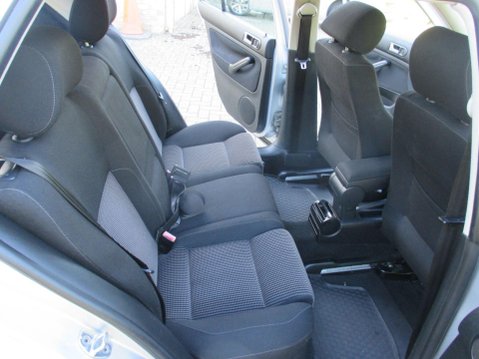 Volkswagen Golf 1.9 TDI PD GT 5dr 28