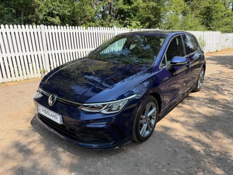 Volkswagen Golf R-LINE ETSI DSG 9