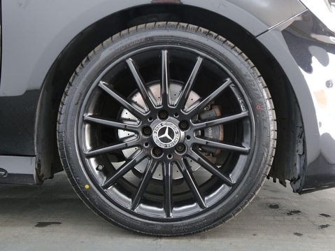 Mercedes-Benz A Class 2.1 A200d AMG Line (Premium) 7G-DCT Euro 6 (s/s) 5dr 26