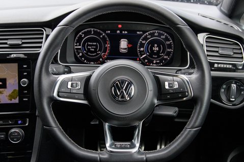 Volkswagen Golf GTD TDI 21