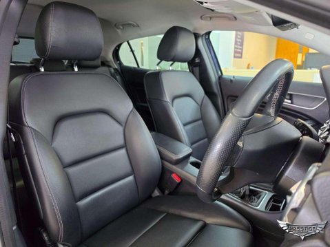 Mercedes-Benz GLA 1.6 GLA200 Sport Euro 6 (s/s) 5dr 80